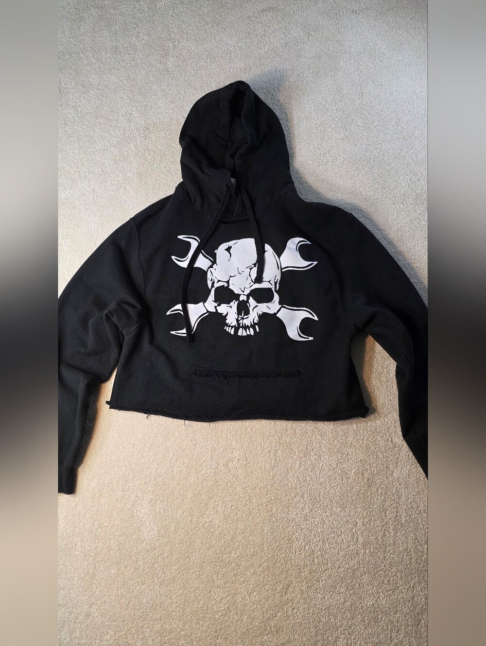 The Drive Clothing Nobody Cares Skull Distressed Black Cropped Hoodie Womens S